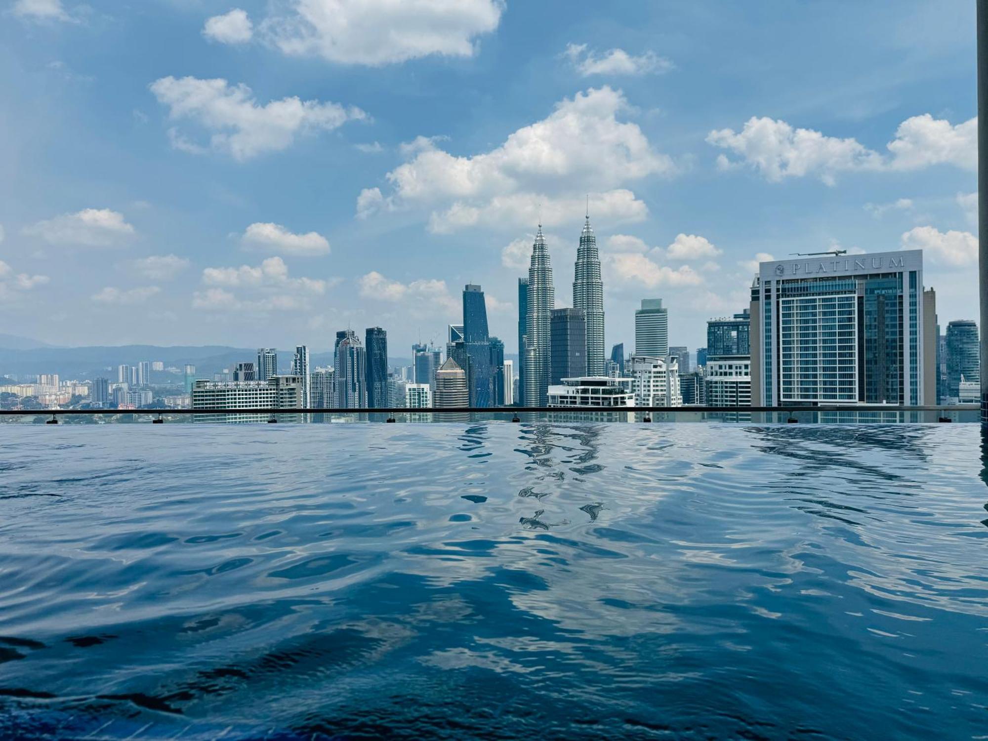 The Colony Klcc By Zenith Apartemen *