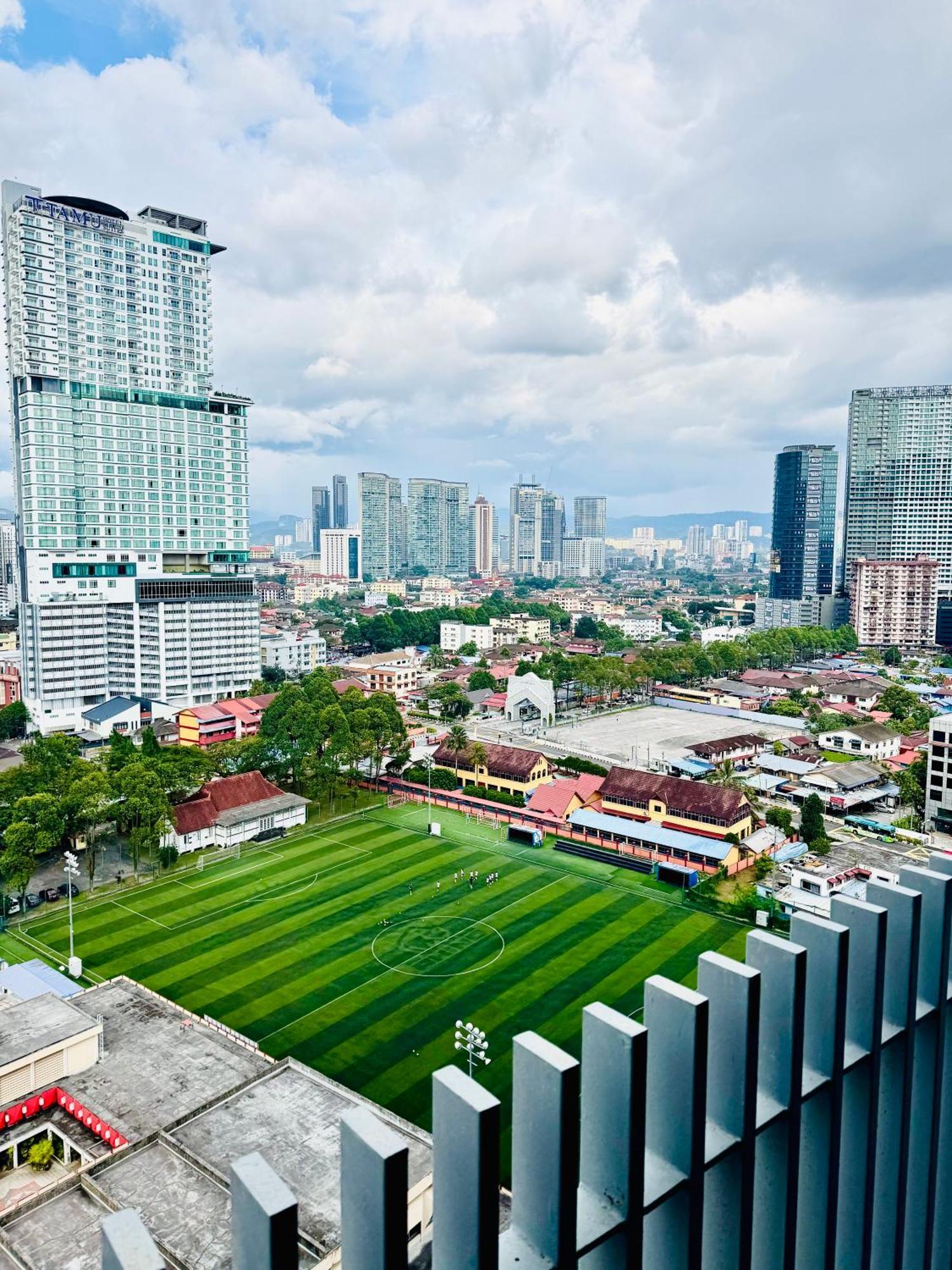 The Colony Klcc By Zenith Apartemen Kuala Lumpur